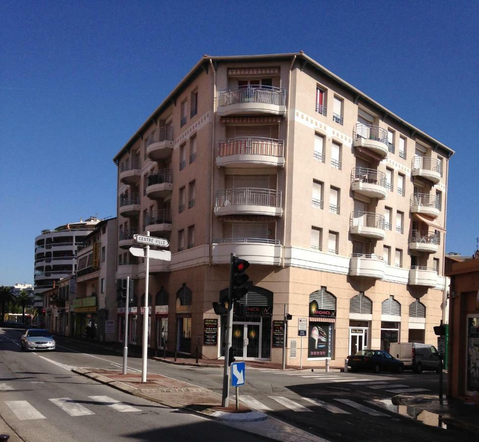 Palais Alexandra Antibes Exterior foto